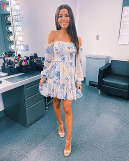 Jackie Redmond feet photo thumbnail