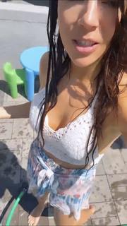 Jackie Redmond feet photo thumbnail