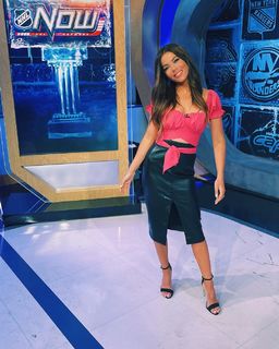 Jackie Redmond feet photo thumbnail