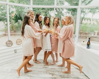 Jackie Redmond feet photo thumbnail