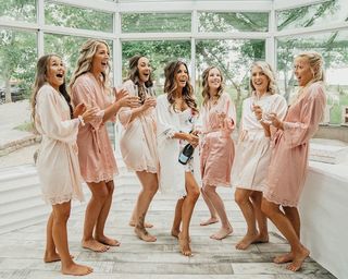 Jackie Redmond feet photo thumbnail