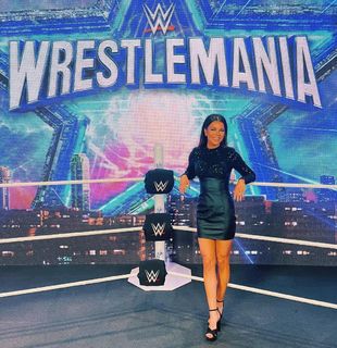 Jackie Redmond feet photo thumbnail