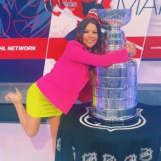 Jackie Redmond feet photo thumbnail