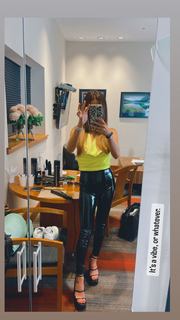 Jackie Redmond feet photo thumbnail