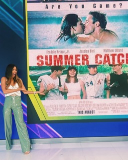 Jackie Redmond feet photo thumbnail