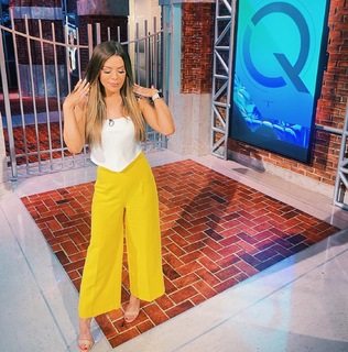 Jackie Redmond feet photo thumbnail