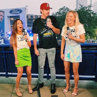 Jackie Redmond feet photo thumbnail