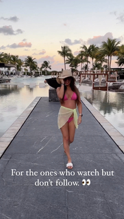 Jackie Redmond feet photo thumbnail