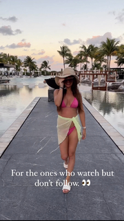 Jackie Redmond feet photo thumbnail