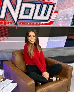 Jackie Redmond feet photo thumbnail