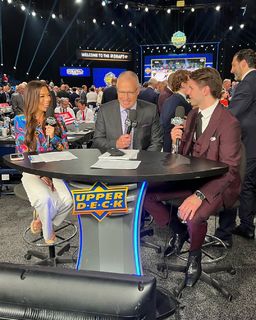 Jackie Redmond feet photo thumbnail