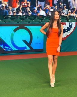 Jackie Redmond feet photo thumbnail