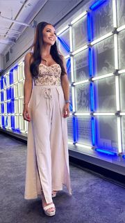 Jackie Redmond feet photo thumbnail