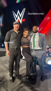 Jackie Redmond feet photo thumbnail