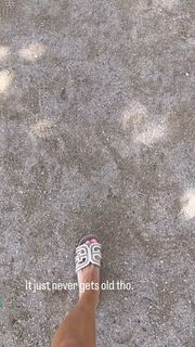 Jackie Redmond feet photo thumbnail