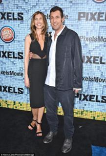 Jackie Sandler feet photo thumbnail