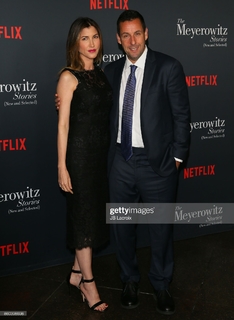 Jackie Sandler feet photo thumbnail