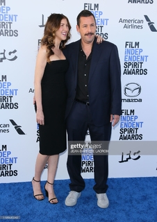 Jackie Sandler feet photo thumbnail