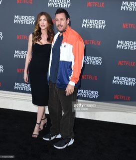 Jackie Sandler feet photo thumbnail