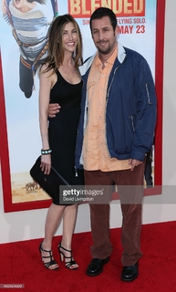 Jackie Sandler feet photo thumbnail