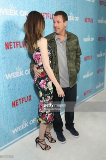 Jackie Sandler feet photo thumbnail