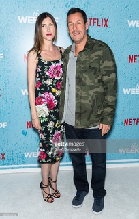 Jackie Sandler feet photo thumbnail