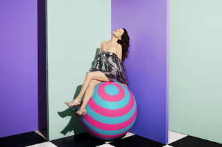 Jackie Tohn feet photo 4