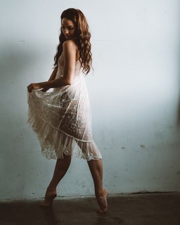 Jaclyn Betham feet photo 10