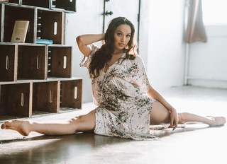 Jaclyn Betham feet photo 5