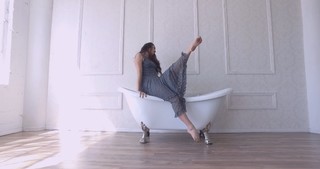Jaclyn Betham feet photo 16
