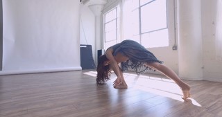 Jaclyn Betham feet photo 7