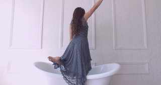 Jaclyn Betham feet photo 3