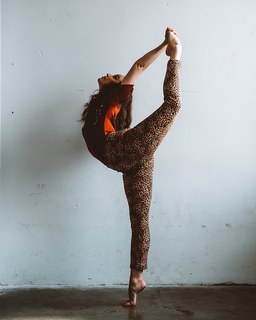 Jaclyn Betham feet photo 19