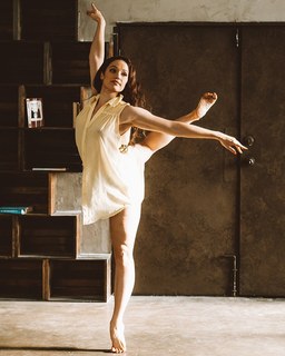 Jaclyn Betham feet photo 14