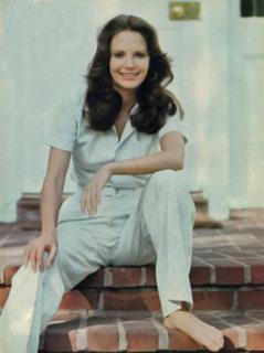 Jaclyn Smith feet photo thumbnail