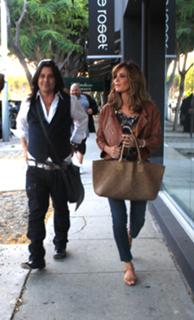 Jaclyn Smith feet photo thumbnail