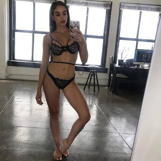 Jaclyn Swedberg feet photo 5