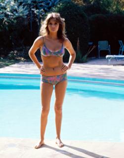 Jacqueline Bisset feet photo thumbnail