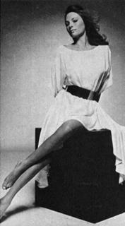 Jacqueline Bisset feet photo thumbnail