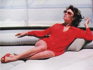 Jacqueline Bisset feet photo thumbnail