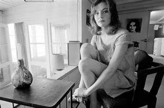 Jacqueline Bisset feet photo thumbnail