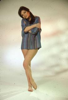 Jacqueline Bisset feet photo thumbnail