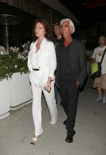 Jacqueline Bisset feet photo thumbnail