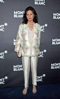 Jacqueline Bisset feet photo thumbnail