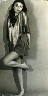 Jacqueline Bisset feet photo thumbnail