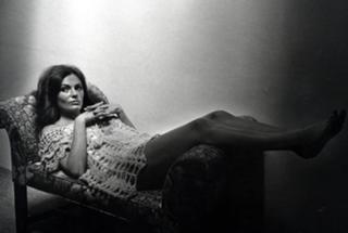 Jacqueline Bisset feet photo thumbnail