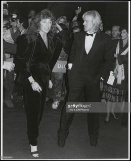 Jacqueline Bisset feet photo thumbnail