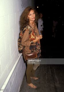 Jacqueline Bisset feet photo thumbnail