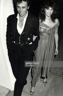 Jacqueline Bisset feet photo thumbnail