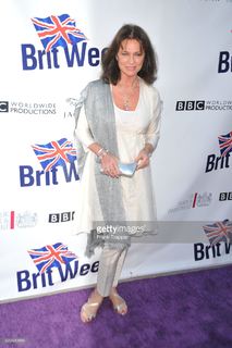 Jacqueline Bisset feet photo thumbnail